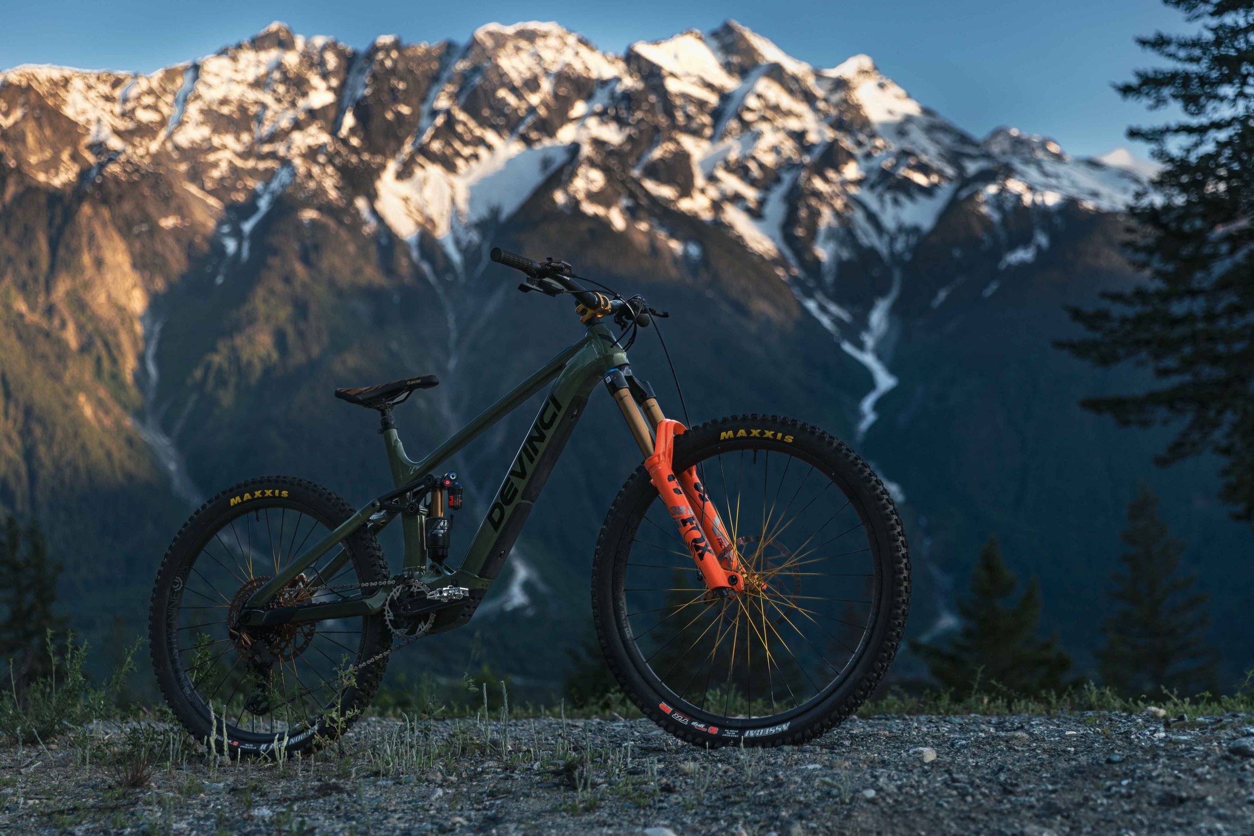 2025 - Devinci - E-Spartan Lite - Liam Wallace LOW RES-31.jpg