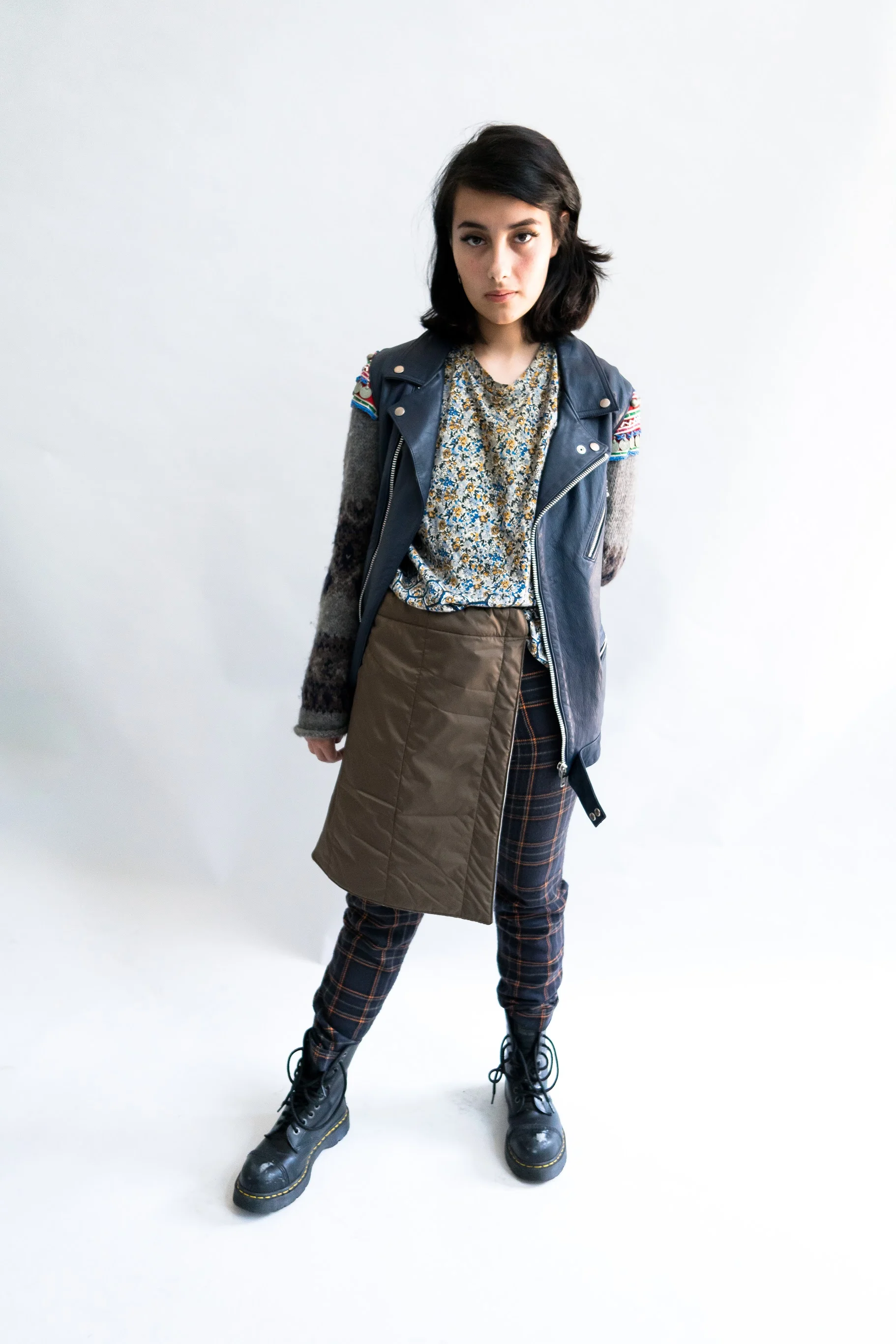 utilitywear_streetwear_utilitygarment_crossbodybag_apron_reversible_tote_bag_totebag_handbag_sidebag_shoulderbag_utilitybag_waistbag_editorial_drmartens_undercoverism_rafsimons_eltonlouie_act_v2