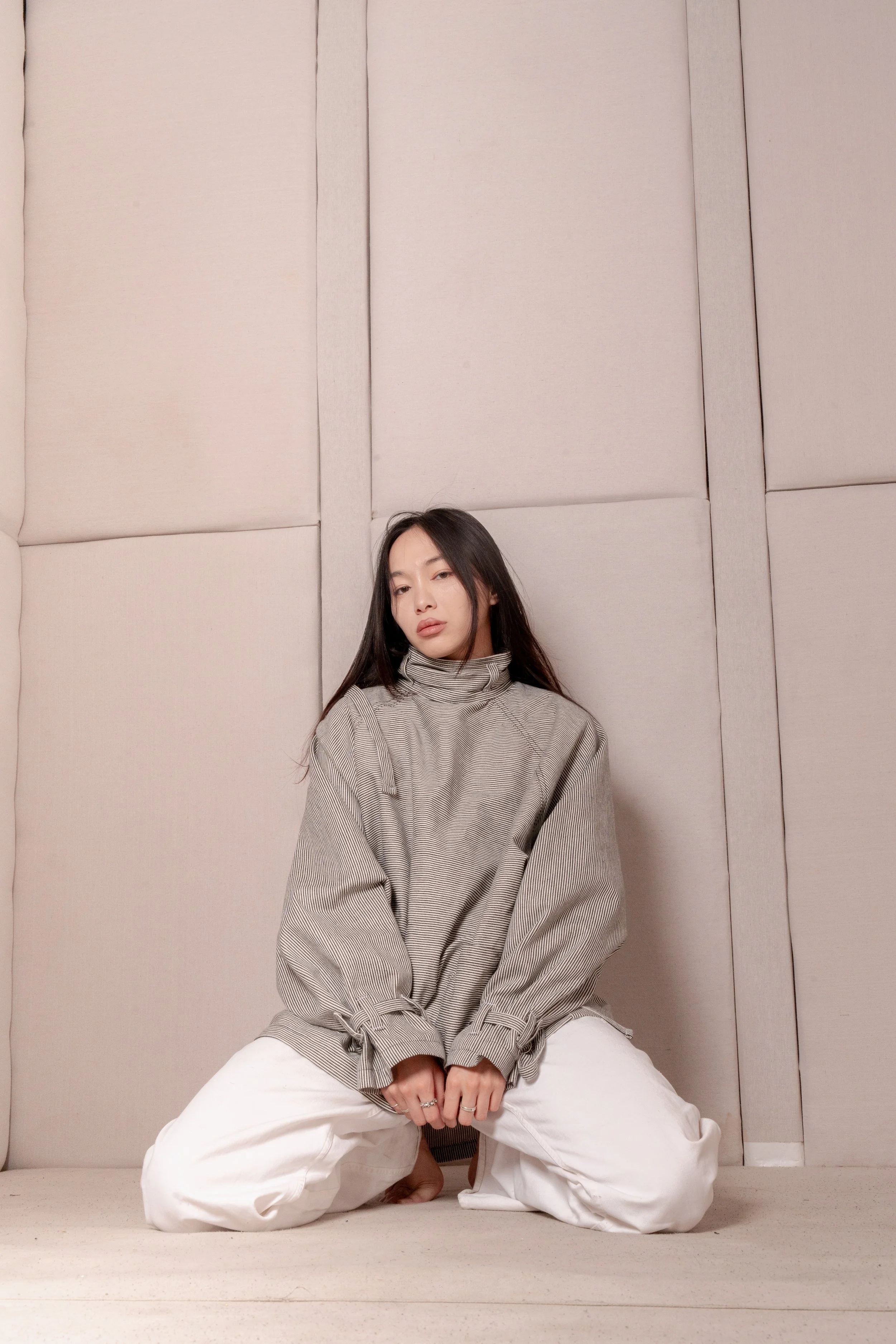 Eltonlouie_ss25_fashion_editorial_straightjacket_bondage_vintage_smock_designer_DSC07153.jpg