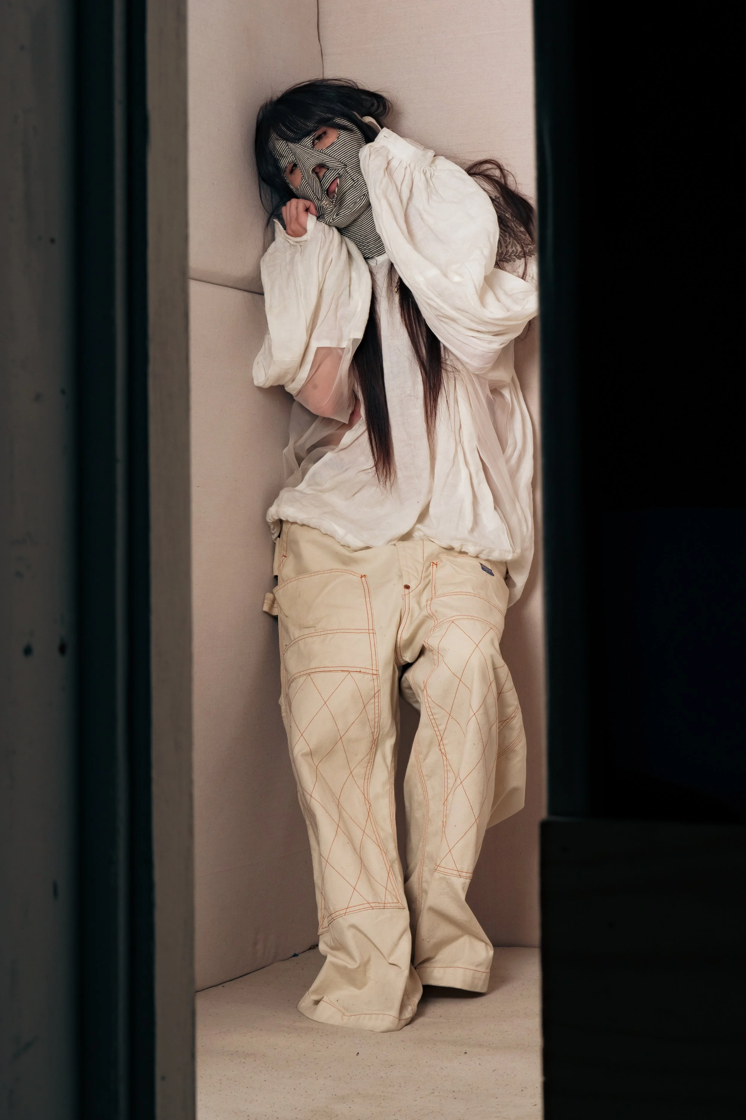 Eltonlouie_ss25_fashion_editorial_sleep_hoodie_americana_kapital_designer_DSC06984.jpg
