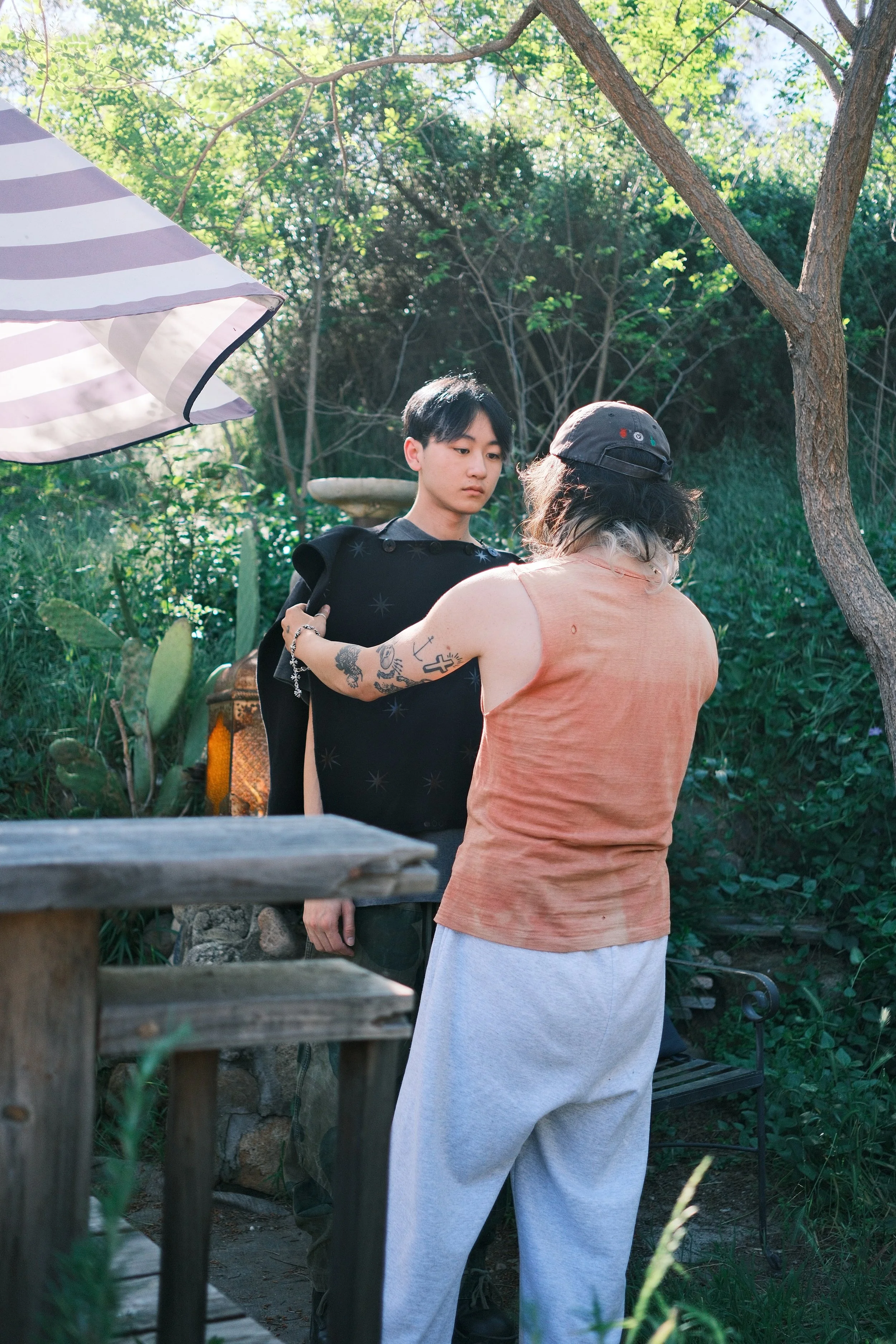 archive_undercover_vintage_military_surplus_americana_elton_louie_balenciaga_jinbaori_poncho_smock_pullover_maximalist_fashion_editorial_lookbook_utility_designer_cutandsew