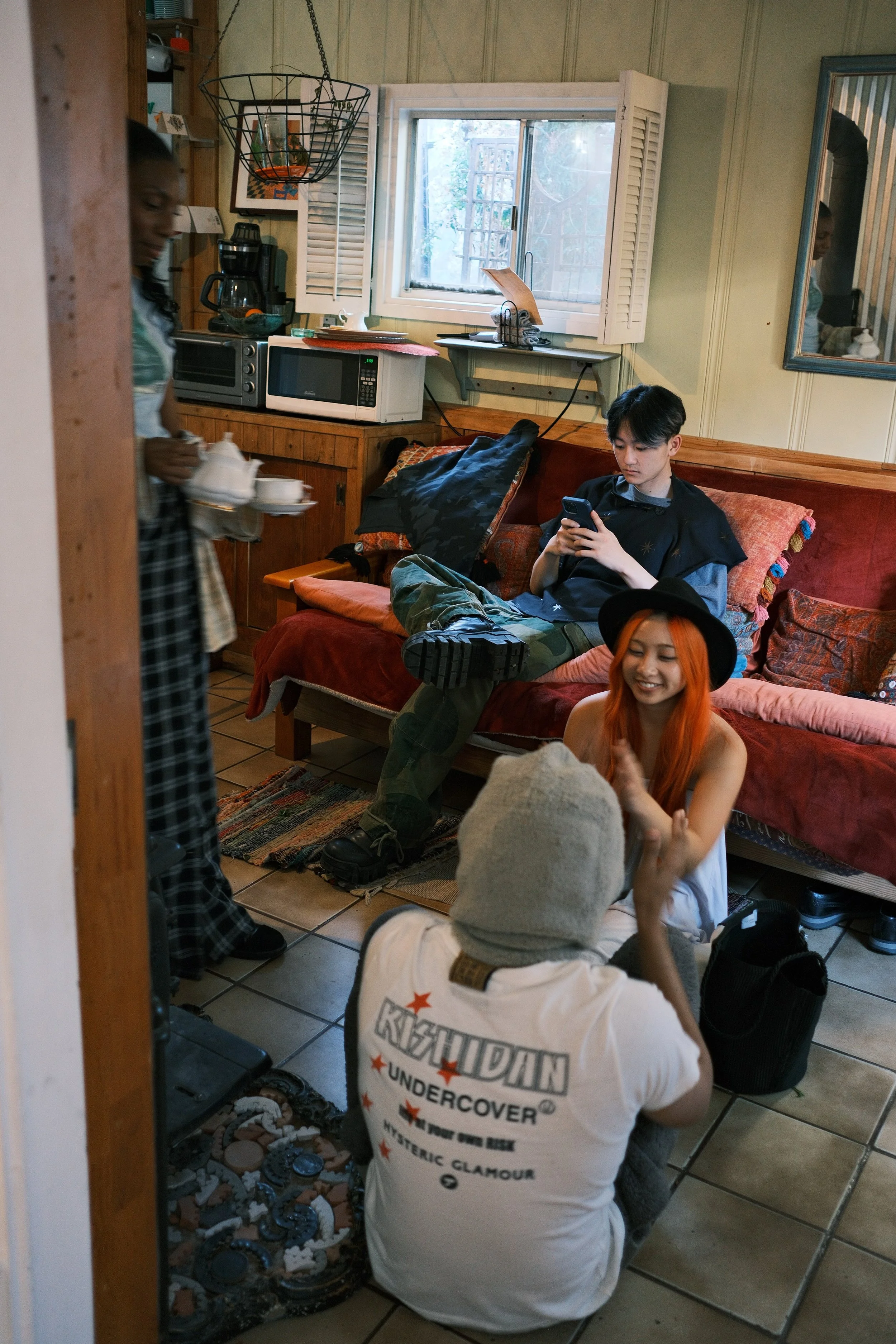 archive_undercover_vintage_americana_elton_louie_bucket_bag_lamp_shade_fashion_editorial_lookbook_guidi_isa_boulder_rug_shorts_maximalist_raf_simons_adjustable_wrap_skirt_balenciaga_jinbaori_poncho_smock_pullover_military_surplus_utility_designer_cut