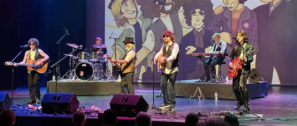 Travelling Wiburys Collection - Swan Hill Town Hall 