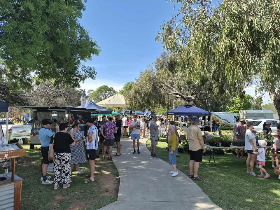 Swan Hill Monthly Market 'We Believe in Unicorns'
