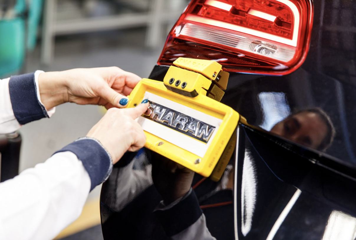 Alat; šablona za pozicioniranje oznake modela, izrađen na Ultimaker 3D pisaču, izvor: Ultimaker