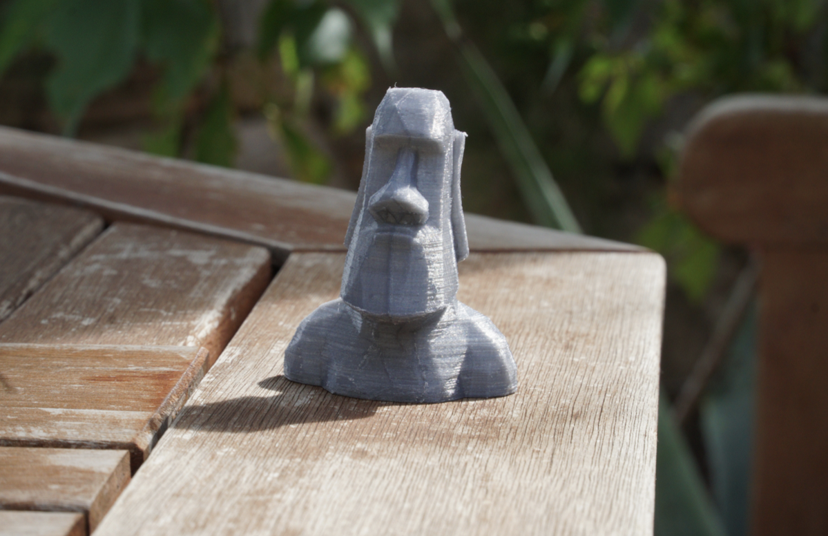 Ova figurica izrađena je na M3D 3D pisaču sa cijenom od 3.000kn. Model nismo obradili brusnim papirom nakon ispisa, tako da sami ocijenite koliko je dobra “sirova” kvaliteta 3D pisača sa cijenom od 3.000kn