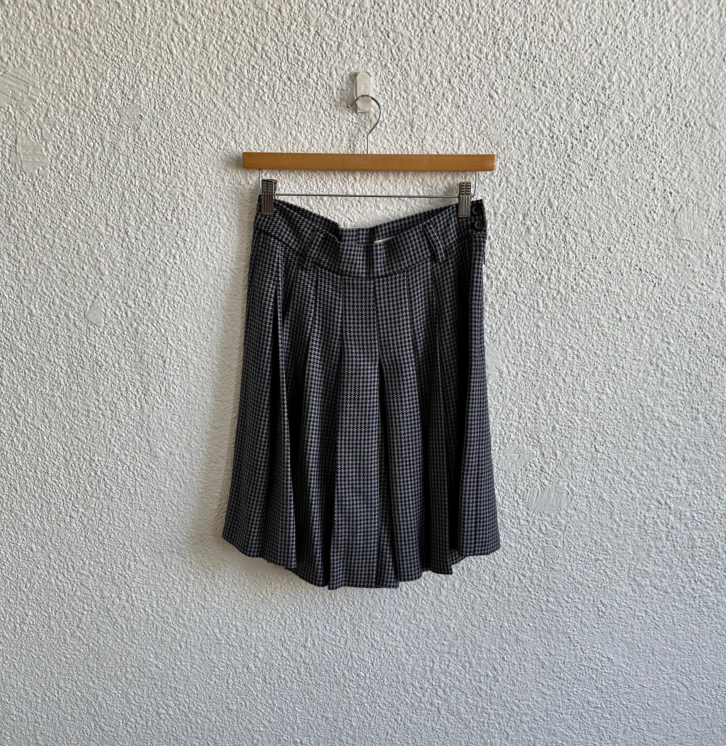 222B5C97-2C3C-40F9-A9B3-C5722BED97D8