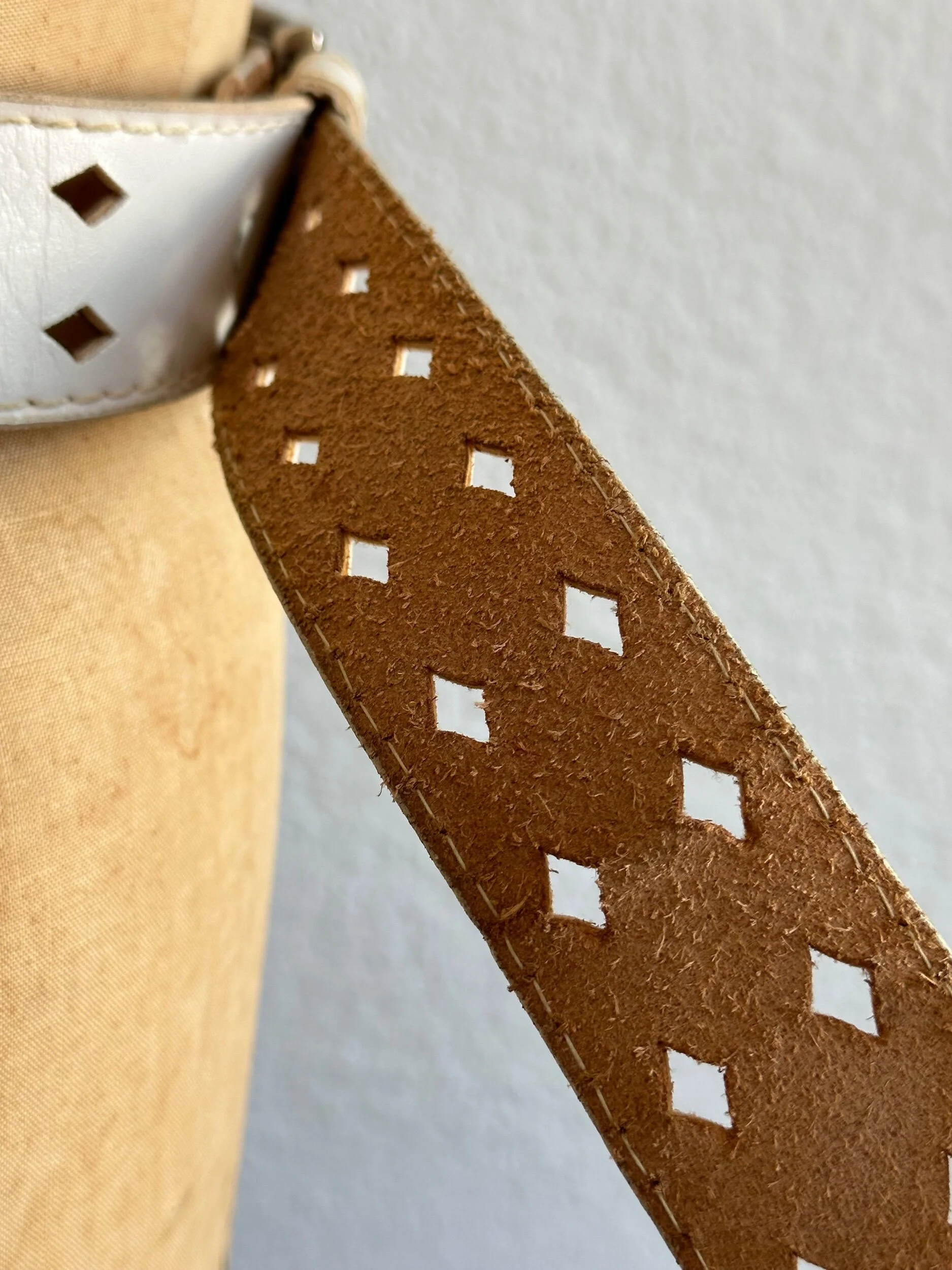 9A7F4643-FAE4-4A04-B7CE-9F7AB4B26012