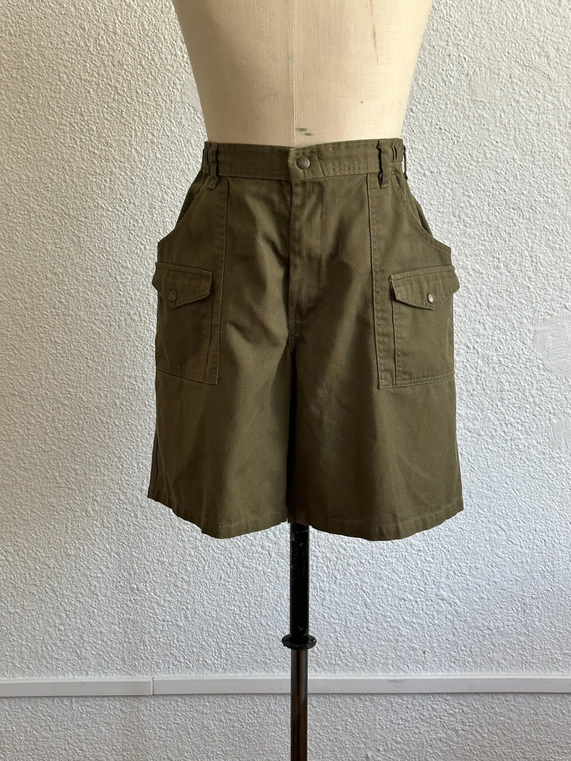 564BA549-BA94-4D9E-8222-8803BA324219