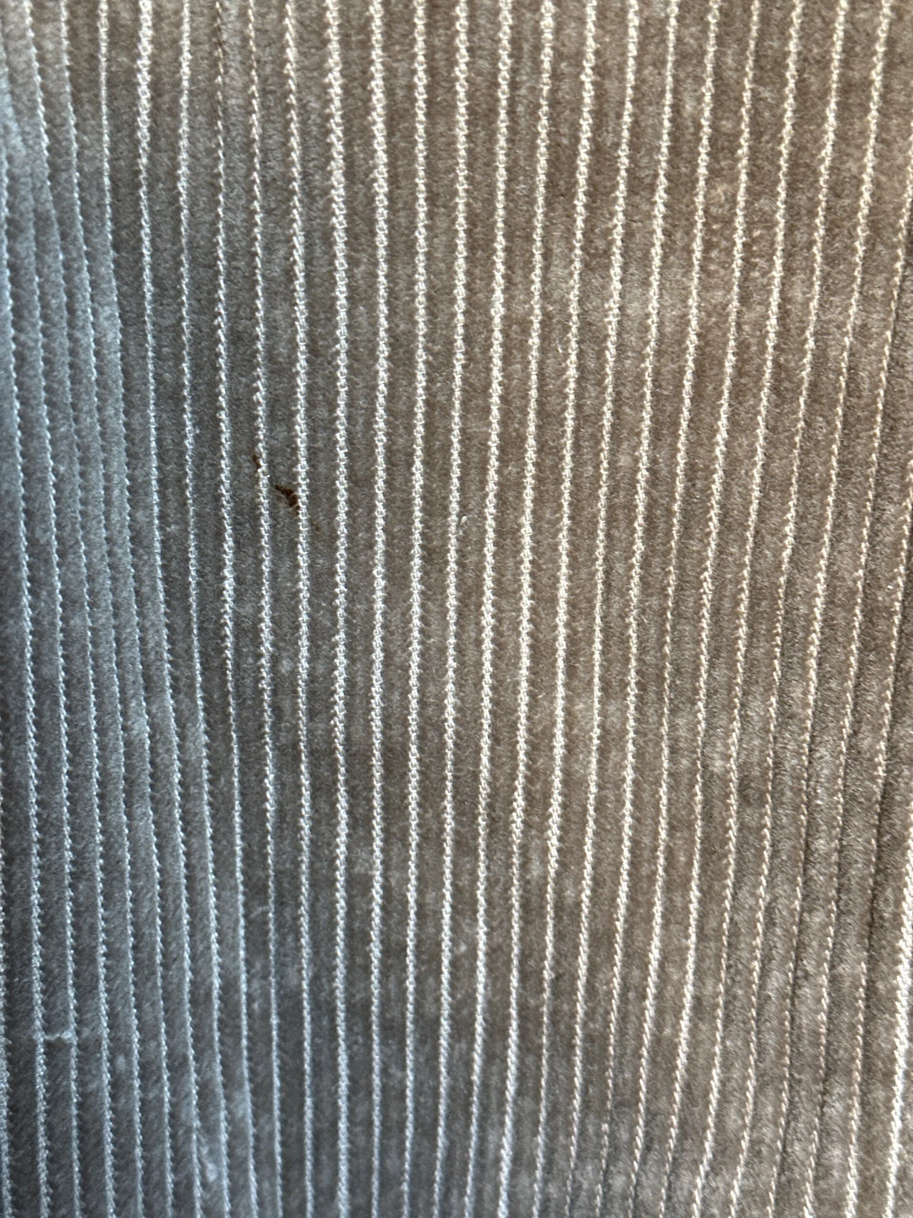 DC6A833B-46A3-4E0C-90E4-FF43F0BFE14B