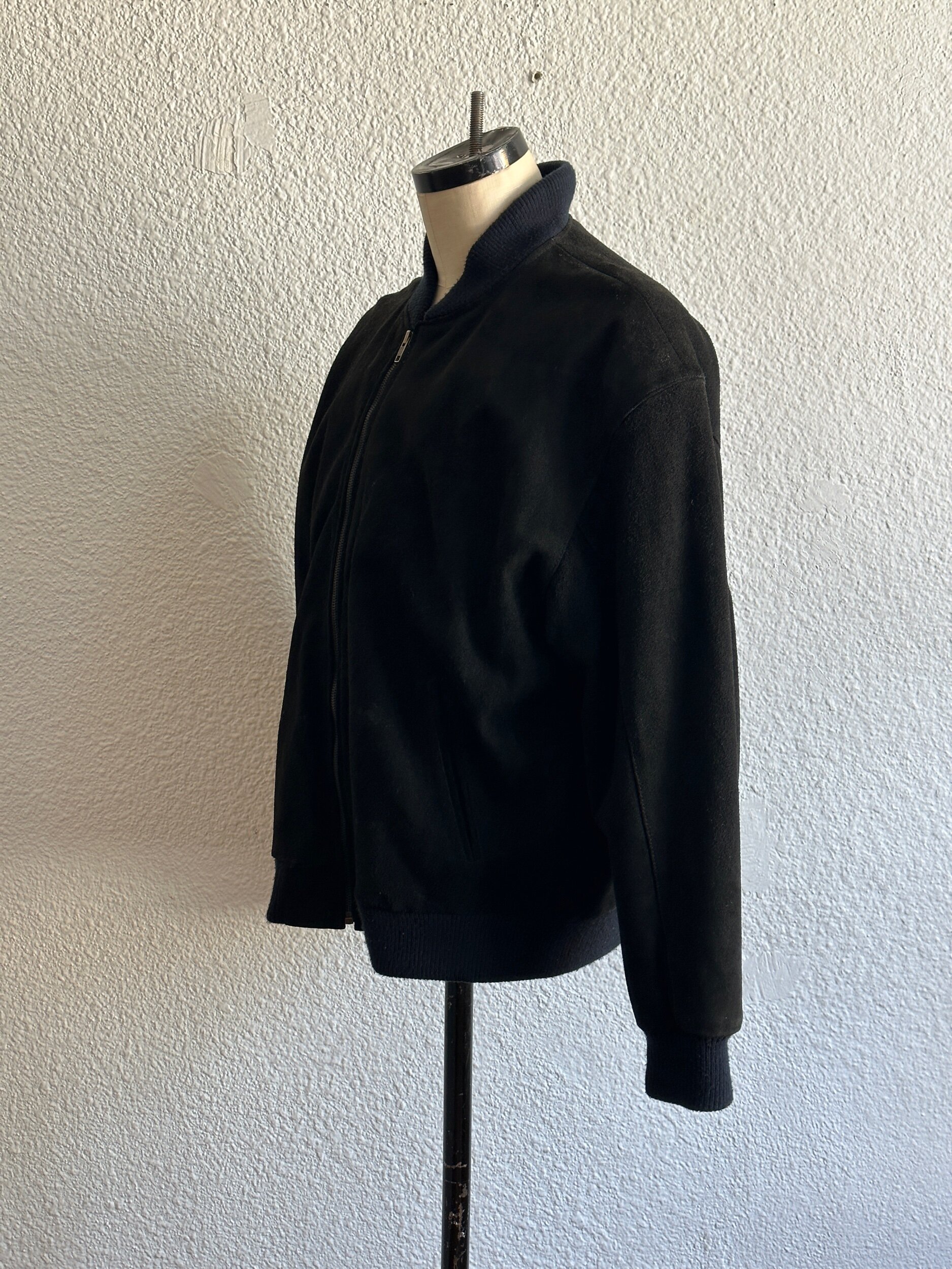 9F06E799-B5B9-4727-8D74-368B0FA1EB35