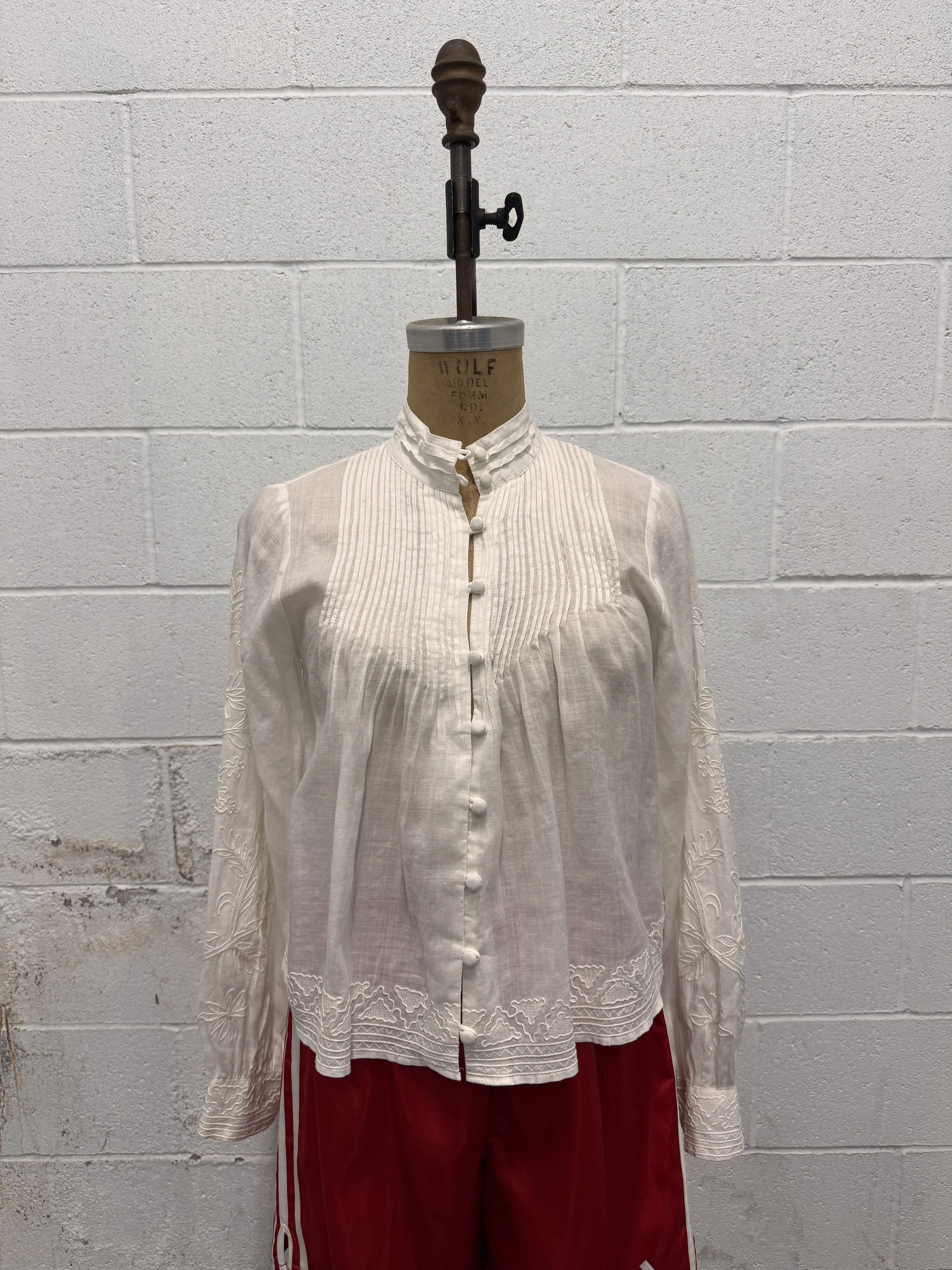 Veronica Beard White Pleated and Floral Embroidered Blouse