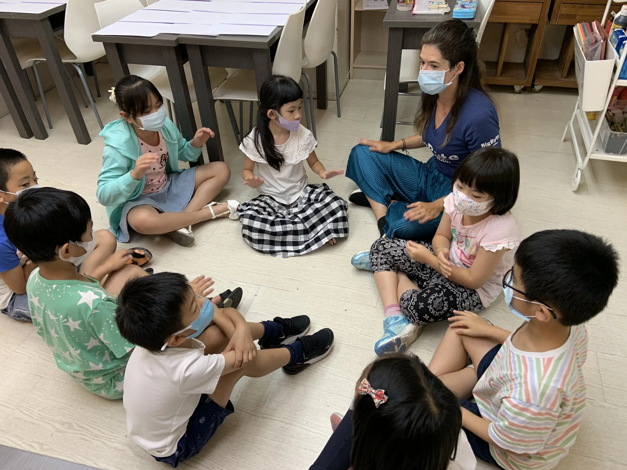 I’m a storyteller S2 Lenka S20 071.JPG