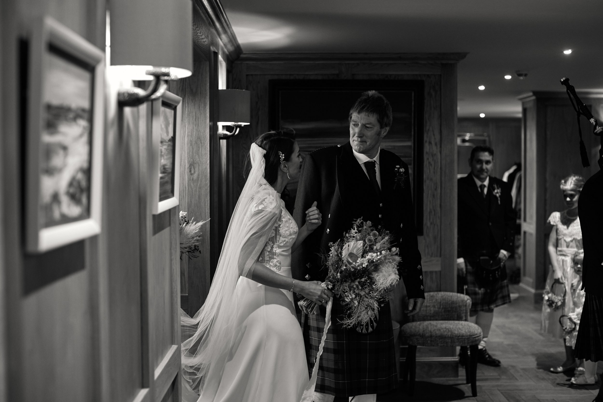 2021_11_06_RichPaulWeddings_Louise&Donald-07141.jpg