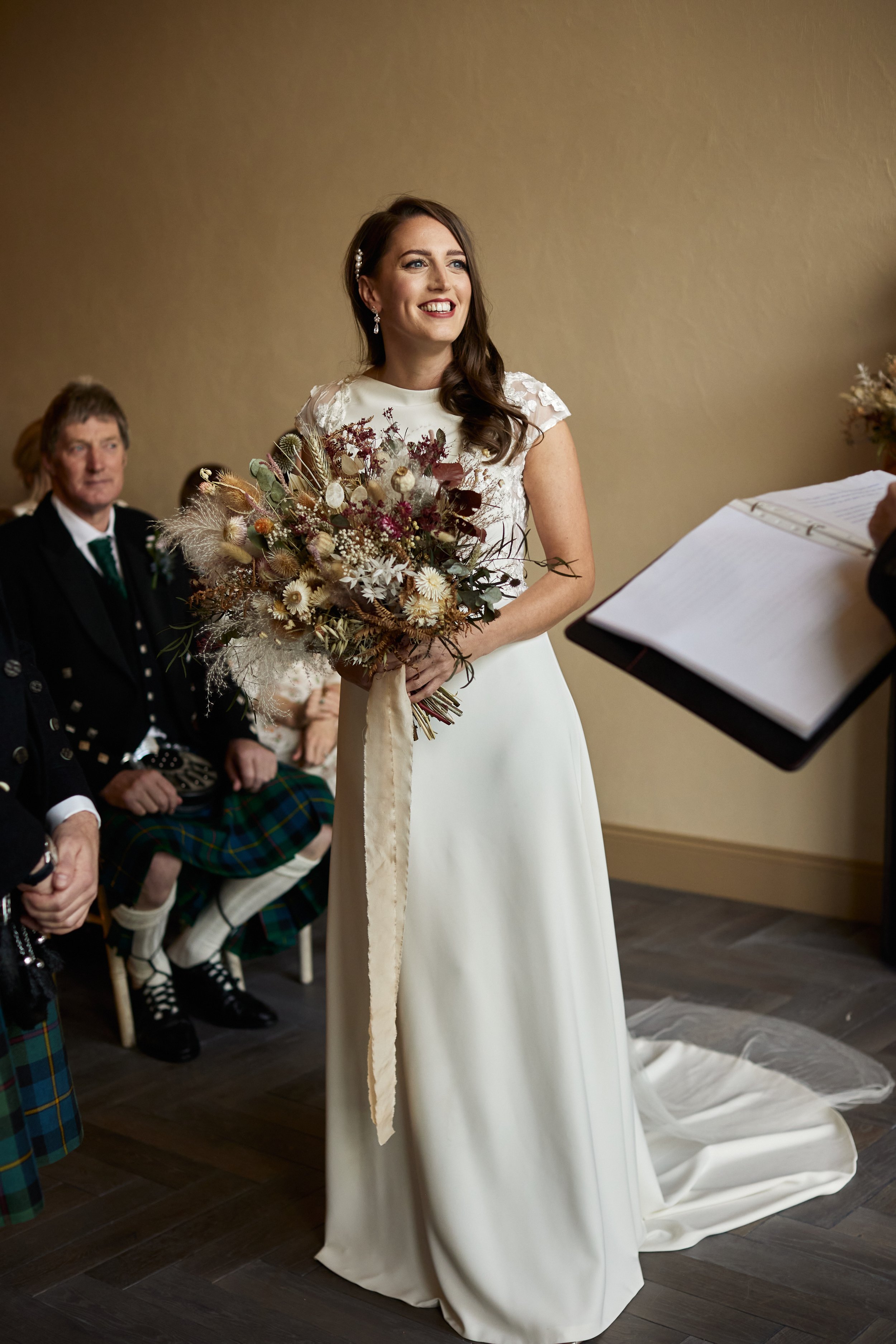 2021_11_06_RichPaulWeddings_Louise&Donald-0989.jpg