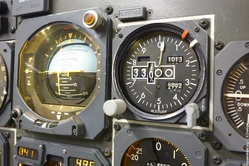 Avionics / Navigation / Flight recorders