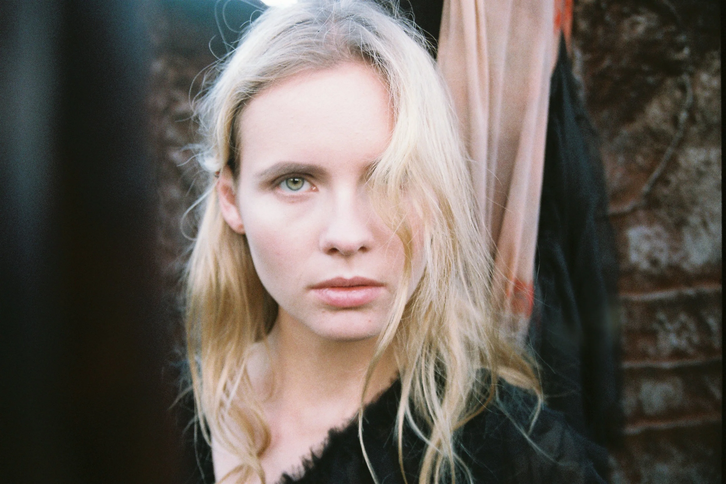   IMAGINARIUM    photographer Kata Kwiatkowska    model Masha Shukan    make up Iga Woytonowska    styling Kata Kwiatkowska  