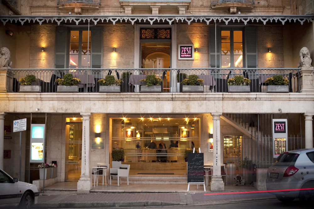 Hotel+Juliani,+Cafe+Juliani+and+Zest+Restaurant.jpg
