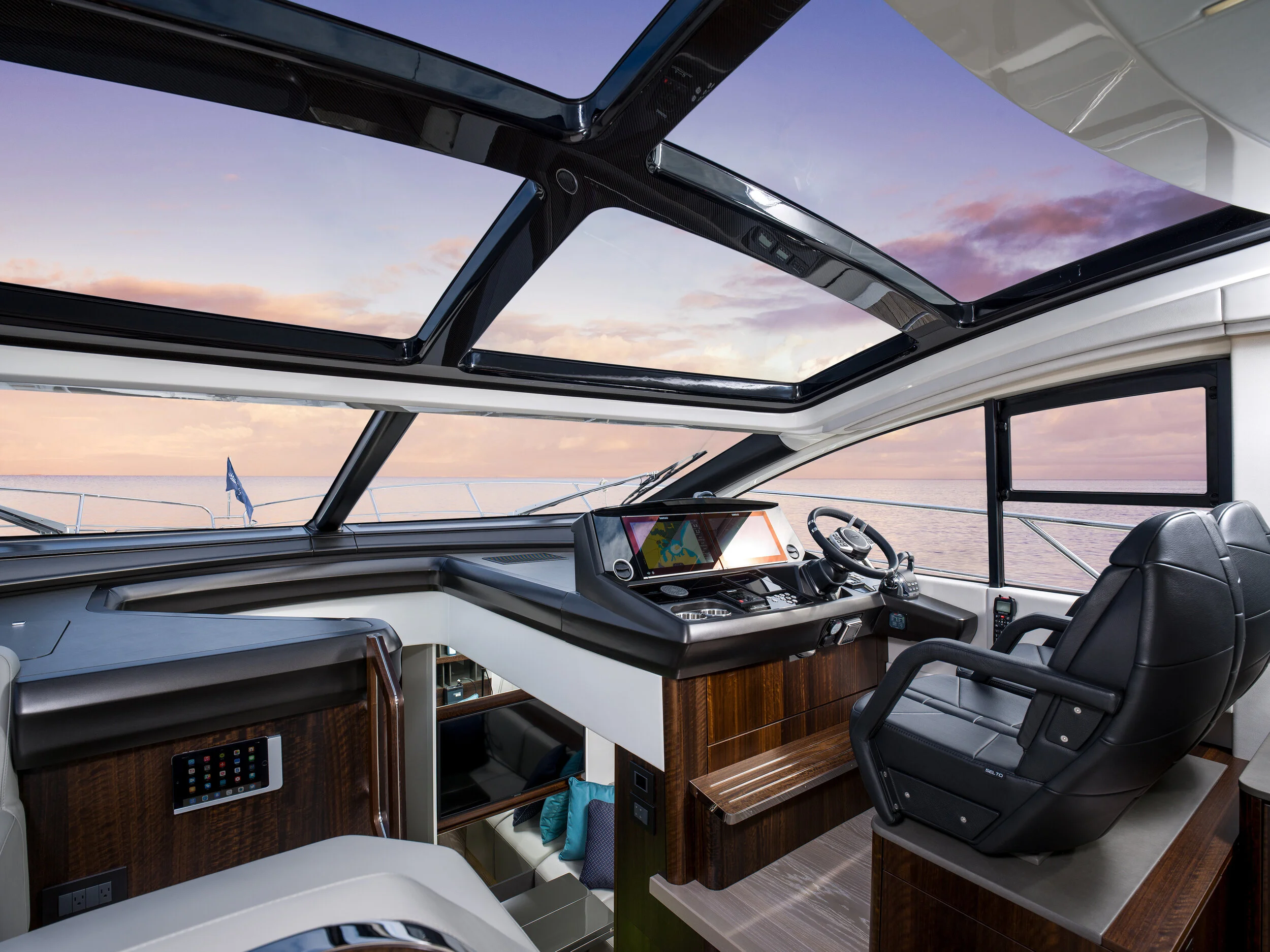 WM-SUNSEEKER-P55-005-B0010999-B.jpg