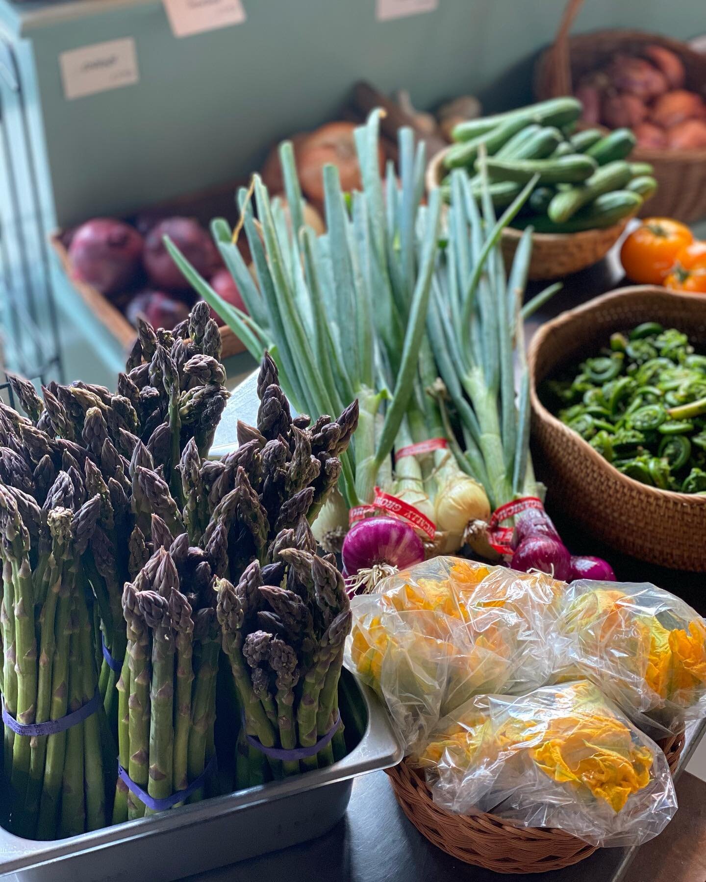 LOCAL PRODUCE - we&rsquo;re blessed to receive regular deliveries of local produce year round (or mostly year round!) from @goransonfarm @dandelionspringfarm @winslowfarm and @snellfarmkitchen &mdash; and Saturdays in season we supplement those deliv
