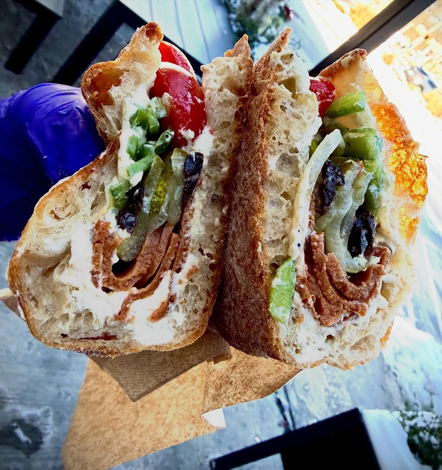 VEGAN ITALIAN
Portland&rsquo;s home town sandwich in plant-based form, Monte&rsquo;s-style, with our house-made vegan &lsquo;pepperoni&rsquo; and &lsquo;goat&rsquo;-cheese, our bakery&rsquo;s mezze luna bread, and fruity Sicilian olive oil.  So tasty