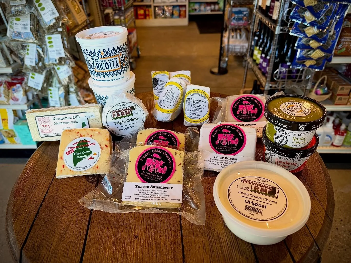 MAINE CHEESE
Monte&rsquo;s stocks a great selection of Maine-made cheeses, including SUPER GOLD MEDAL WINNER Crooked Face Plain Whole Milk Ricotta!  So delicious!!
🧀❤️⚡️

HAVE A GREAT DAY EVERYBODY! 

#localproducts #cheese #mainefarms
@montesfinefo