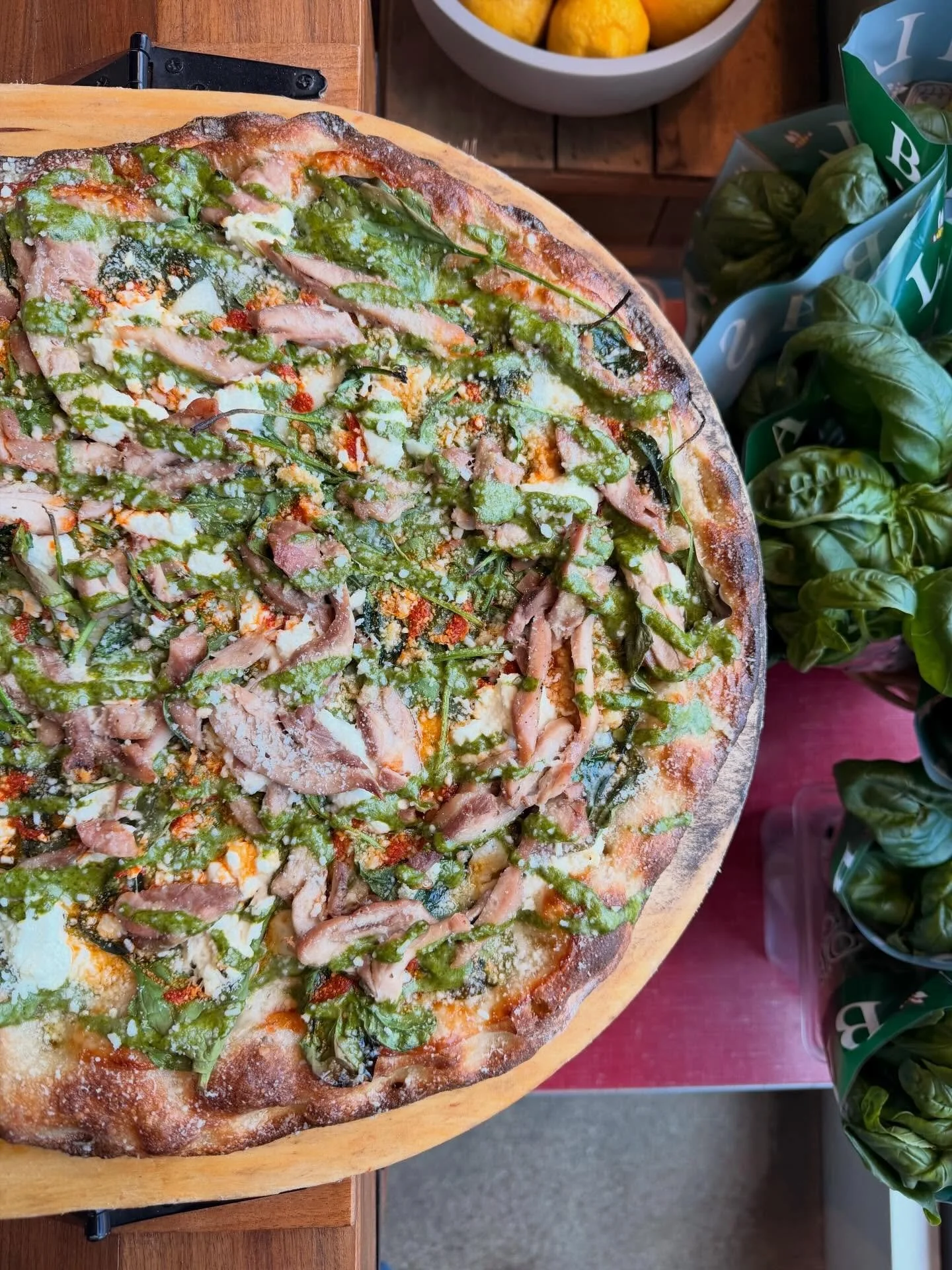 HAPPY SATURDAY Friends! 🍕😁 Our FLORENTINE PIZZA is a house favorite, especially with the Chicken add-on!! 🐓

This pie is made with garlic, provolone, spinach, goat cheese, spinach crema, Calabrian chili and Grana on our airy, crisp Roma Pinsa. 😋?