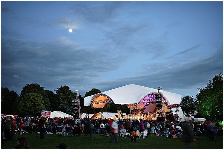 Play the Field / Orchestra in a Field, festival