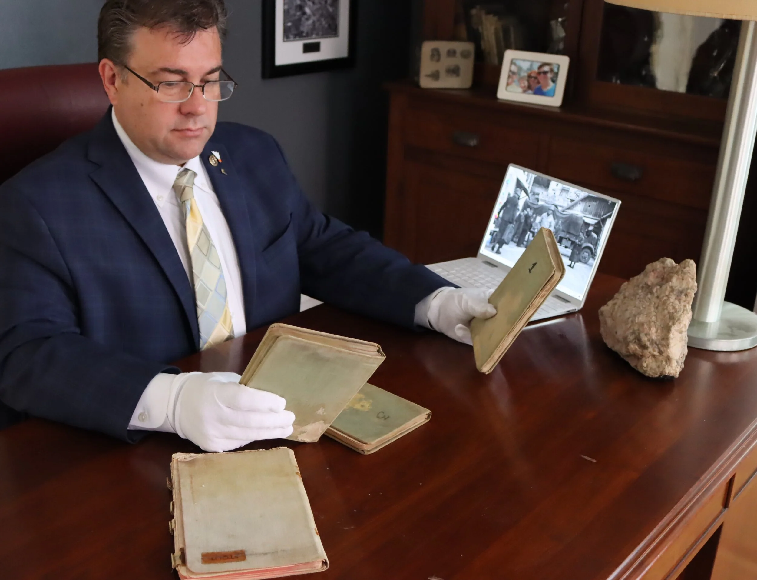 A Conversation with an Auctioneer:   Jason Roske of KC Auction Company and Host of “Behind the Gavel with Jason”