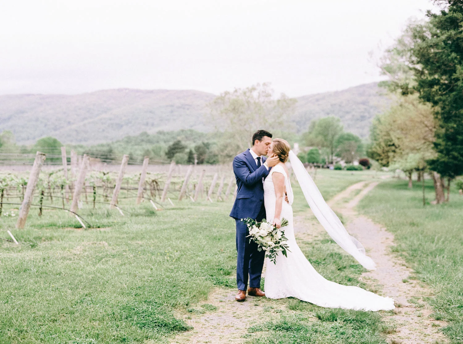 veritas_winery_vineyard_weding_florist_mountains.jpg