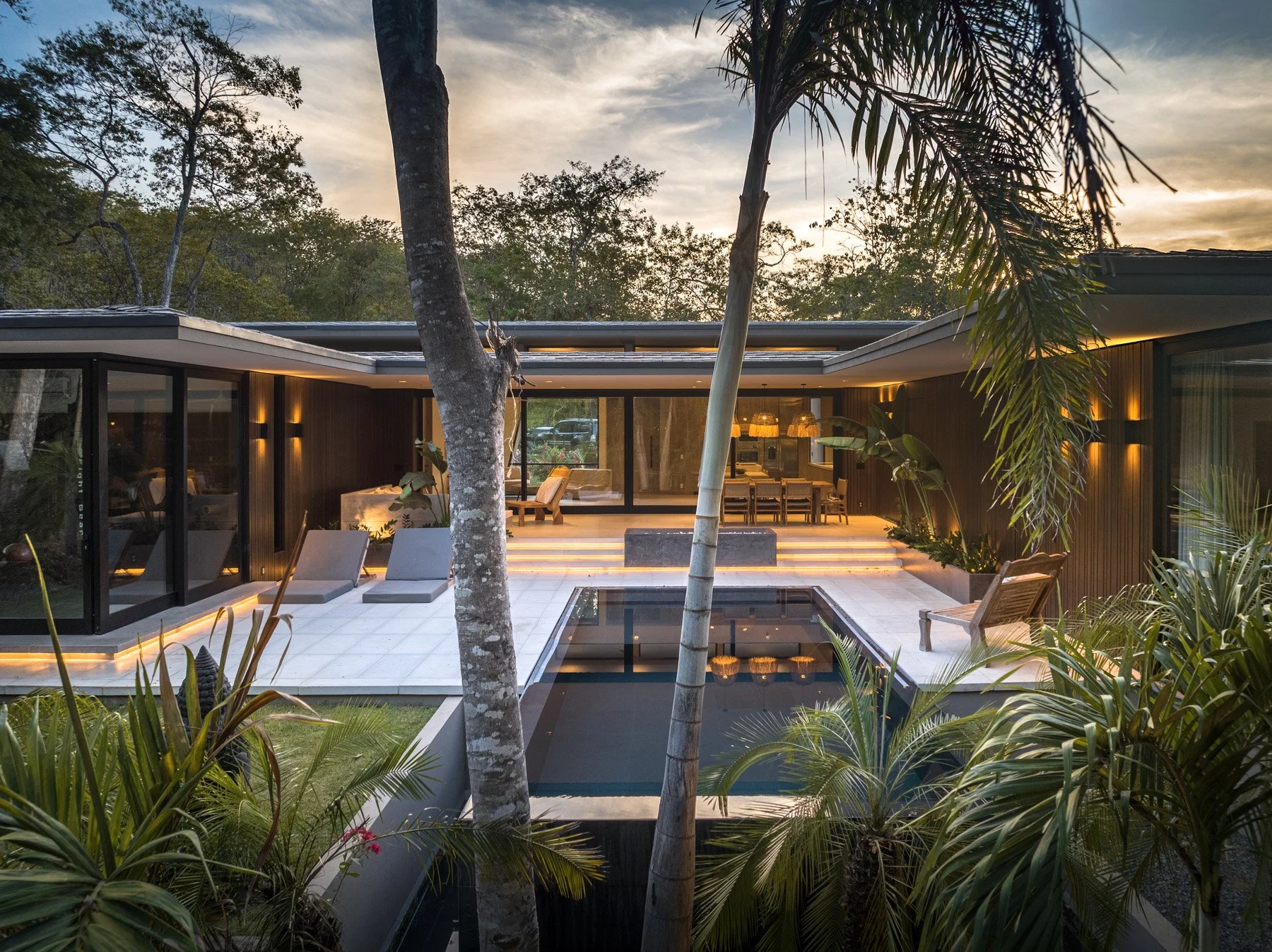 CASA MAUI (1).jpg