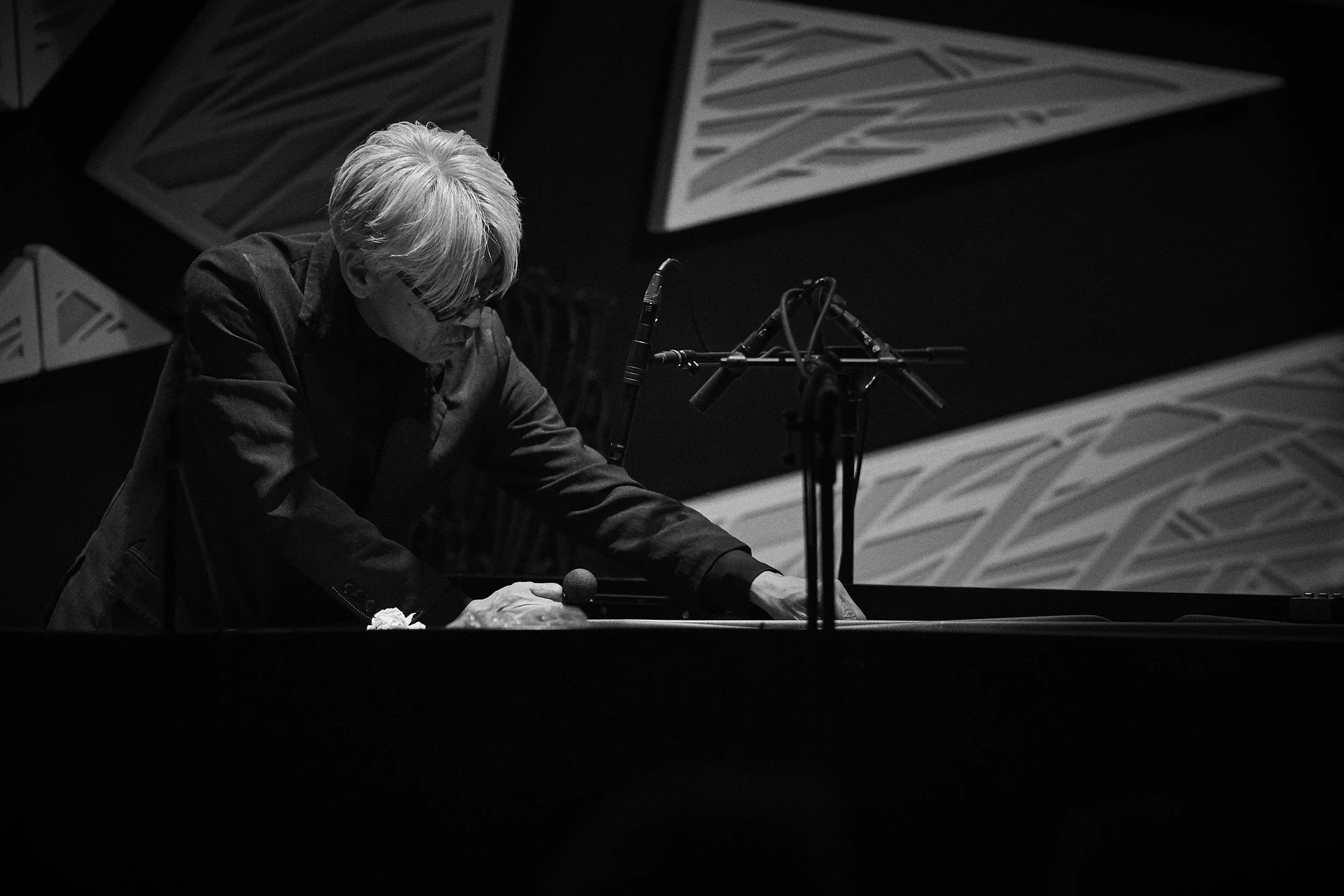 AP_RYUICHI_SAKAMOTO_042618_0143.jpg