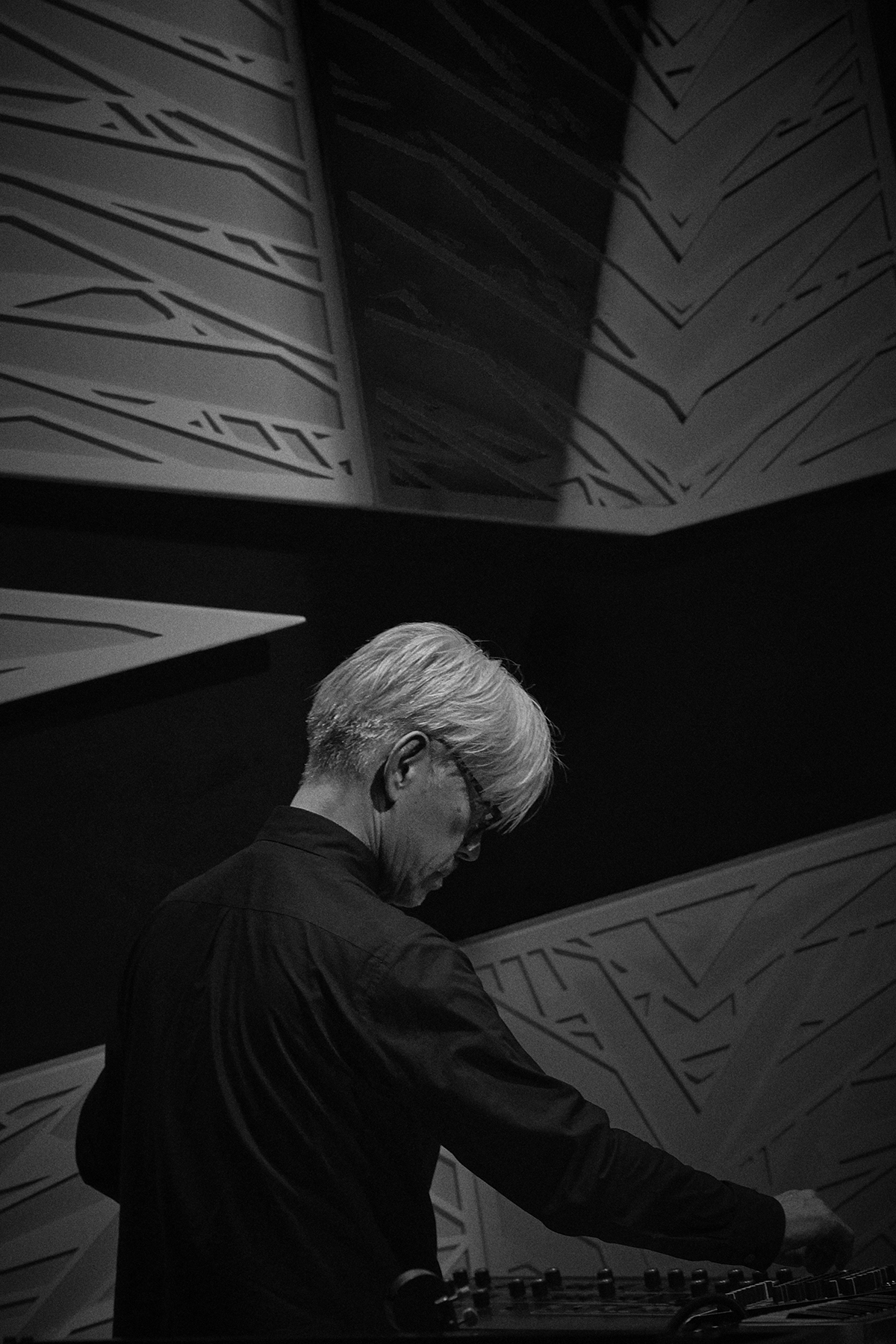 AP_RYUICHI_SAKAMOTO_042618_0229.jpg