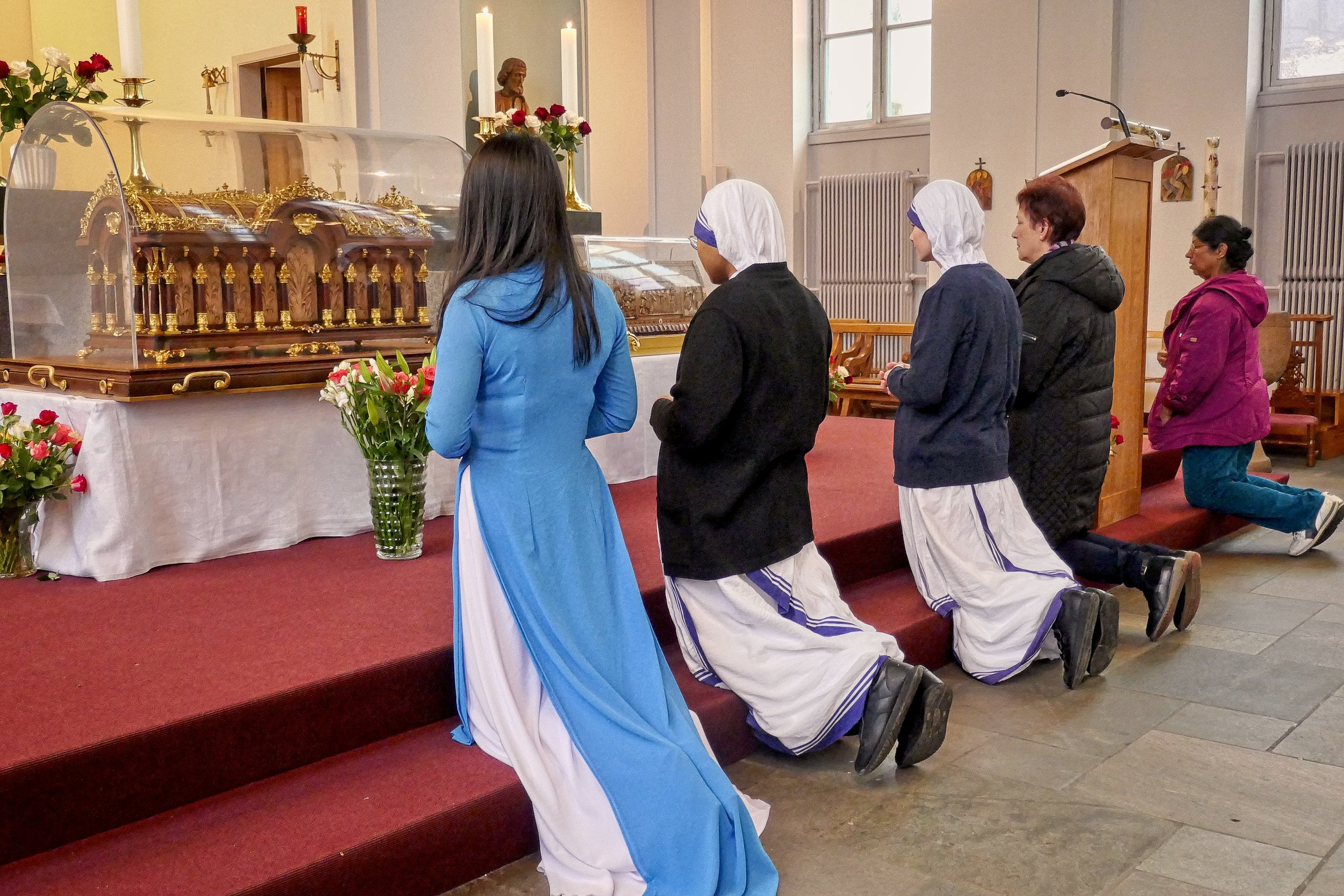Relikviers besøg i Sankt Therese Kirke 2018 - 02.jpg