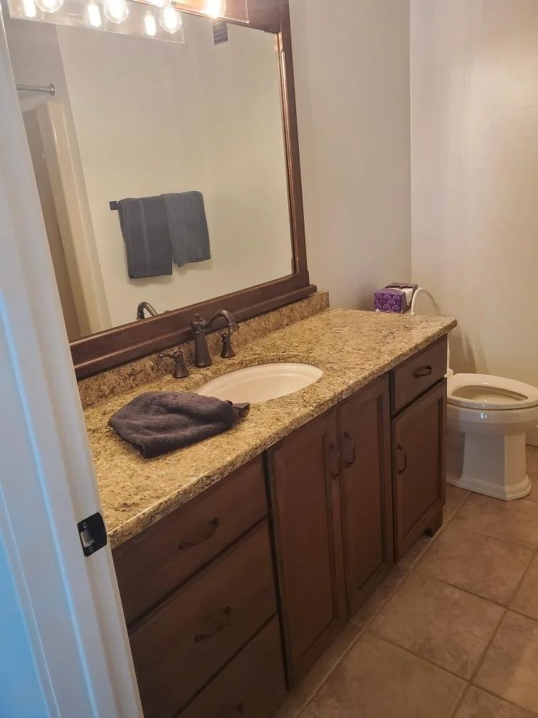 St Bay Master Bath Before.JPG