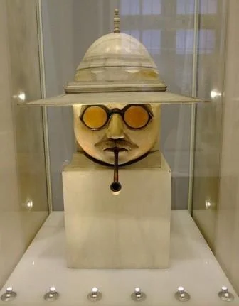 bust_vaada.jpg