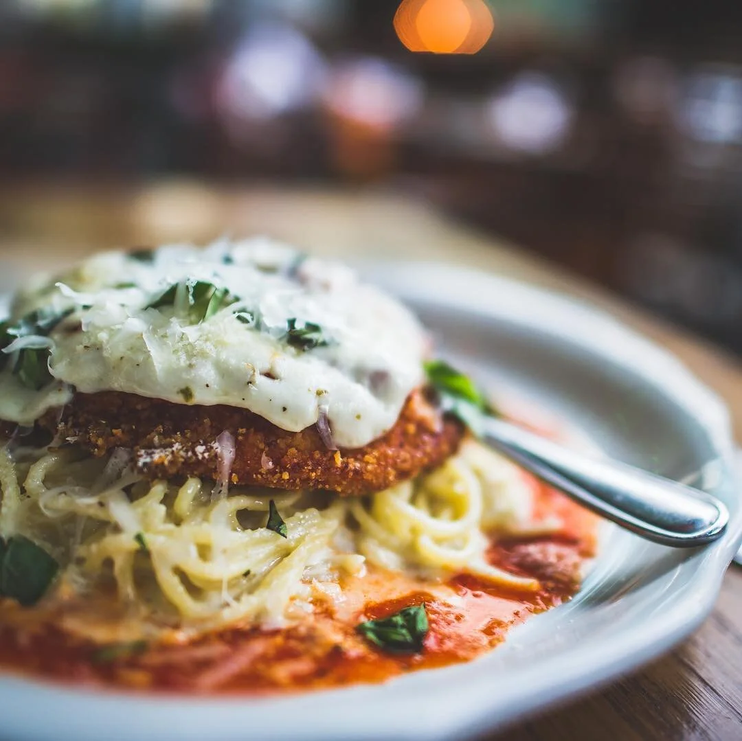 What&rsquo;s for lunch today?? @scaddabush #chickenparm favourite on the menu.  Mmm🤤