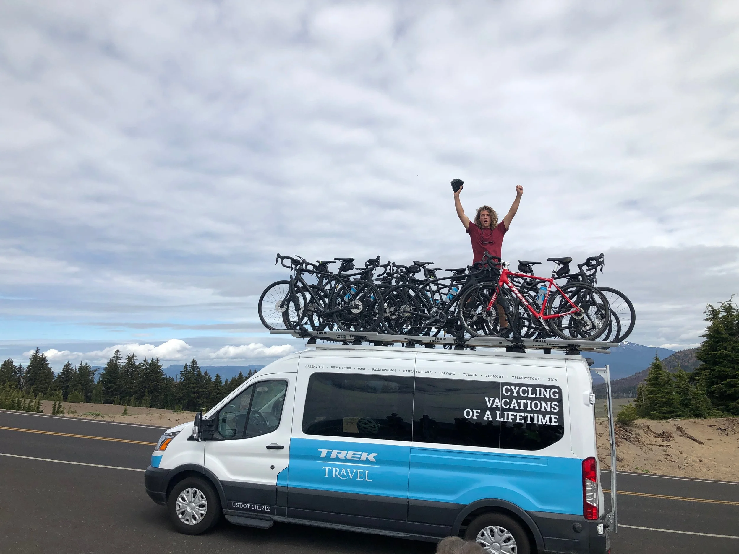 TrekandVAn.jpg