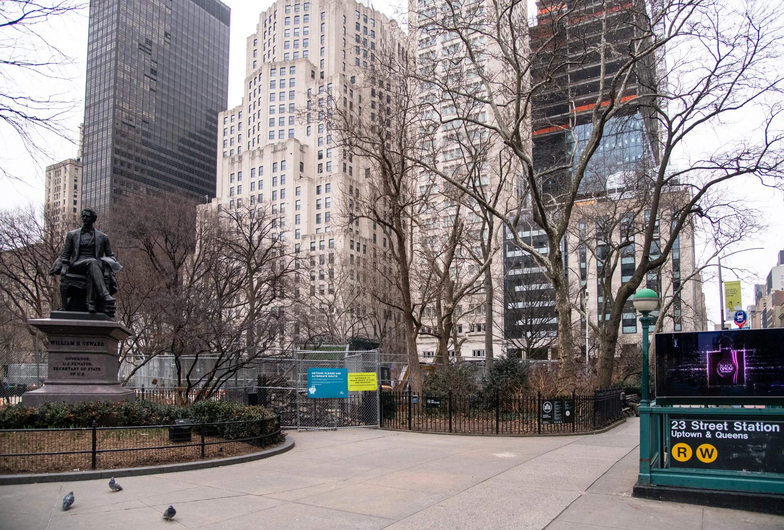 navidbaraty-bereniceabbott-9.jpg