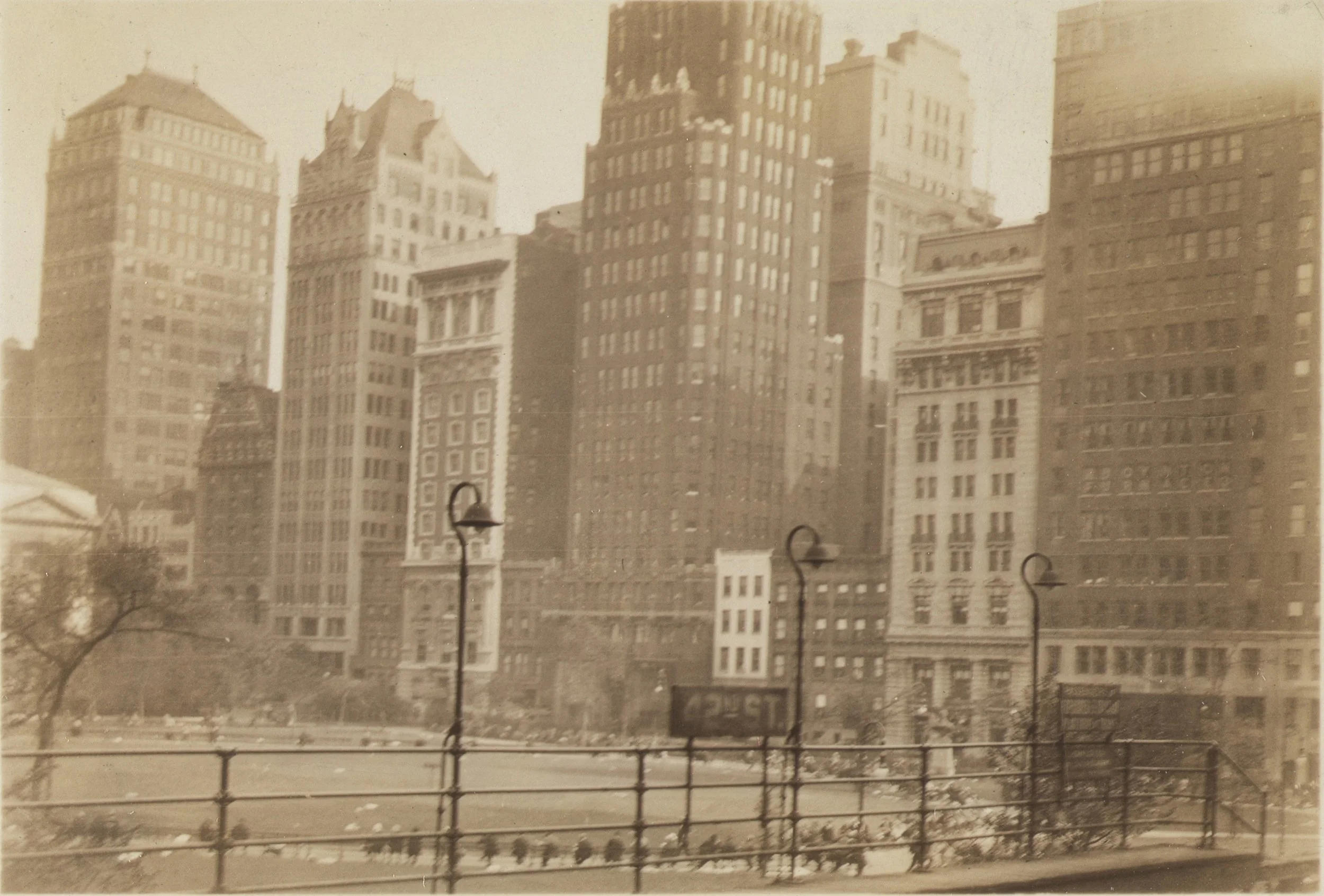 navidbaraty-bereniceabbott-22.jpg