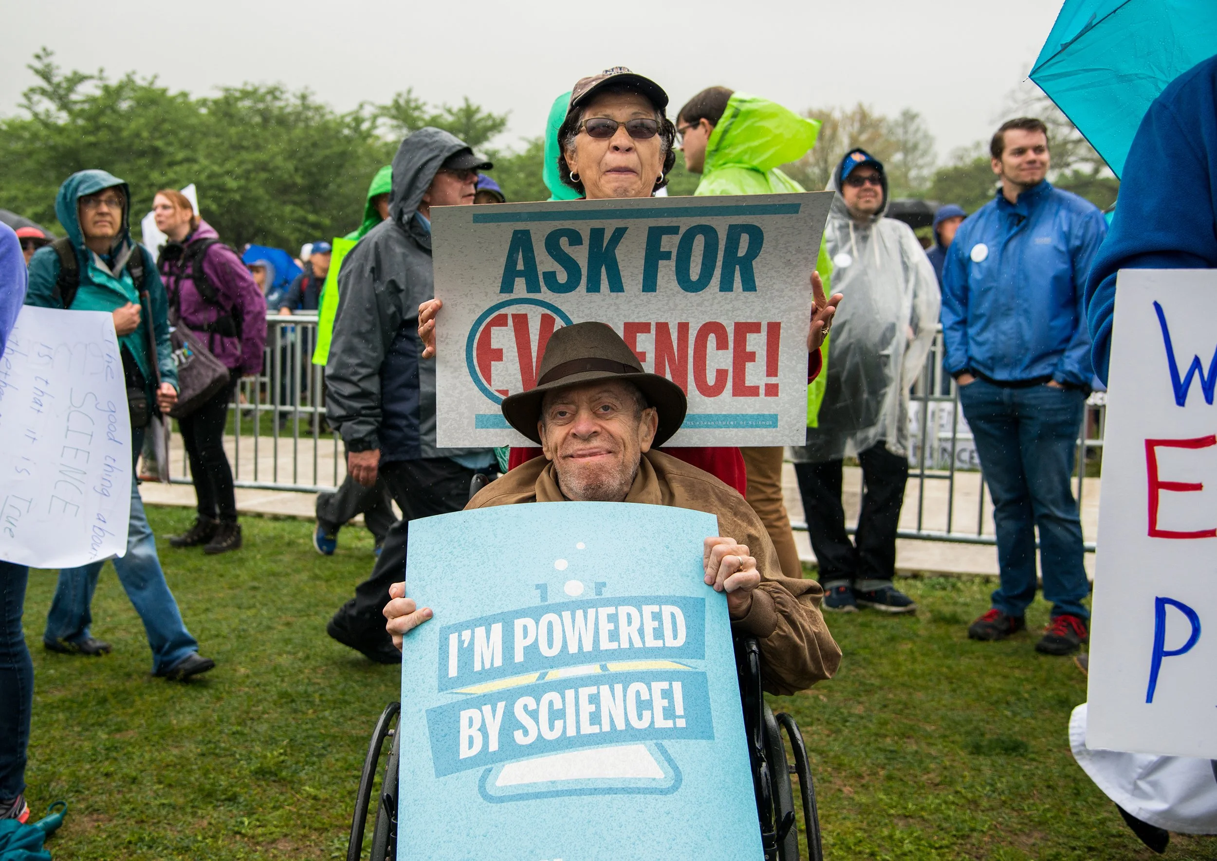 navidbaraty-marchforscience-6.jpg