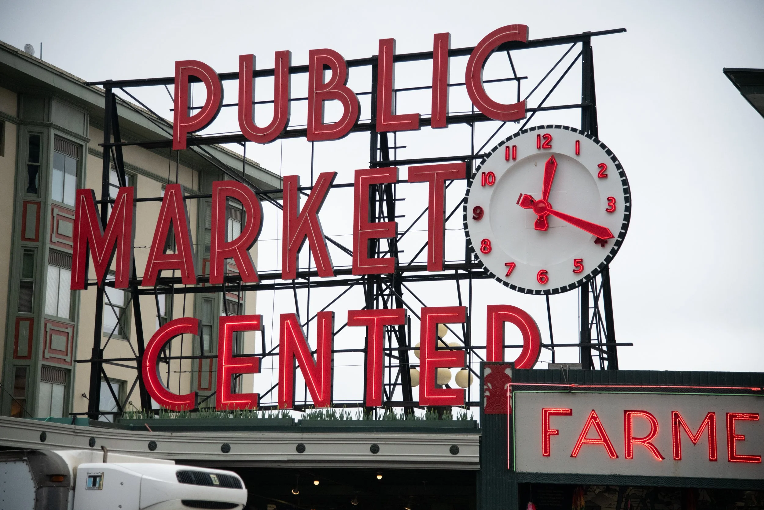 caela-pikeplacemarket-051.jpg