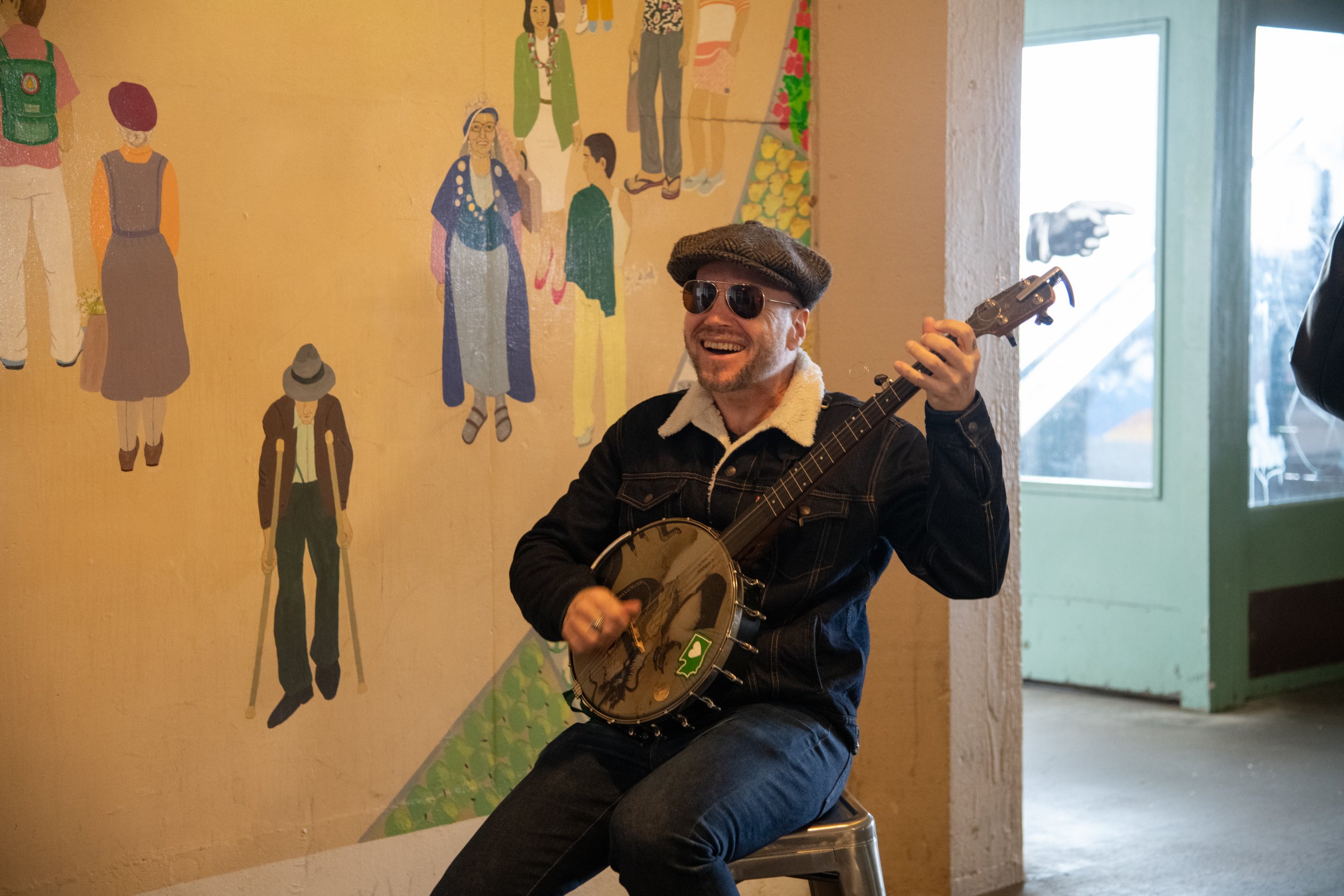 caela-pikeplacemarket-114.jpg