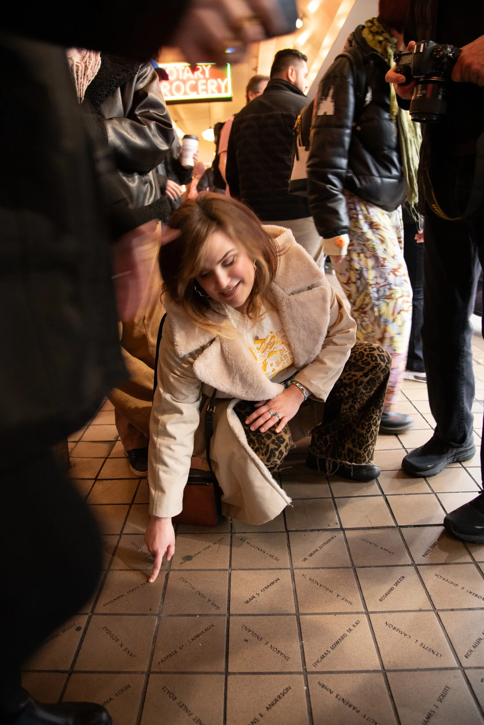 caela-pikeplacemarket-136.jpg