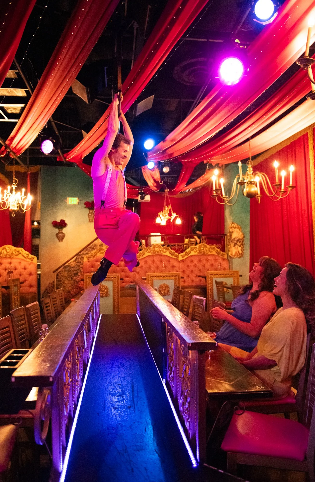 cancan-088.jpg