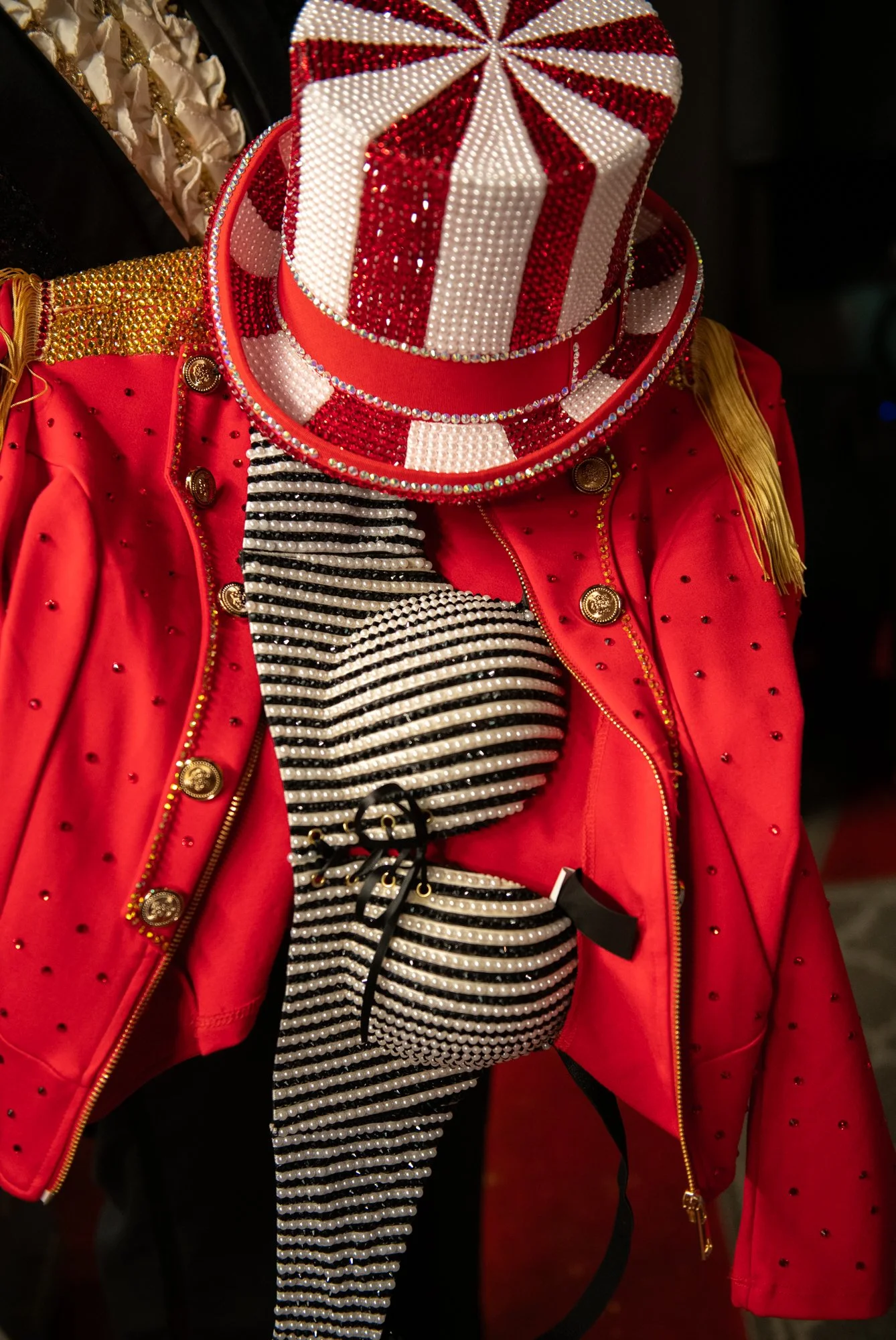 cancan-104.jpg