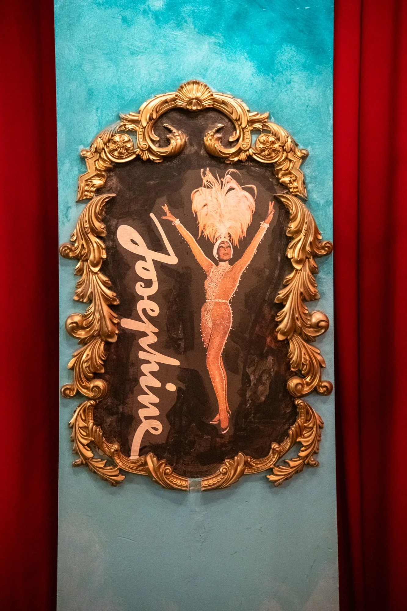 cancan-130.jpg