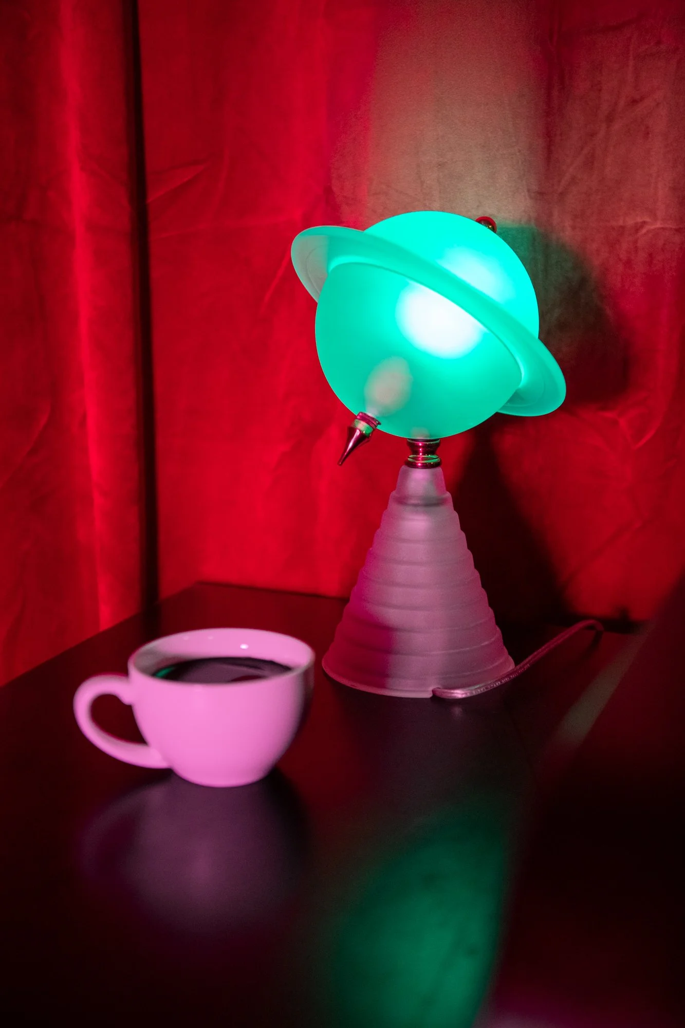 redroom-010.jpg