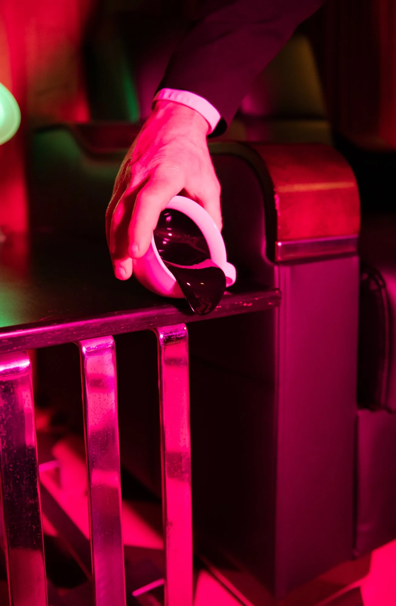 redroom-011.jpg