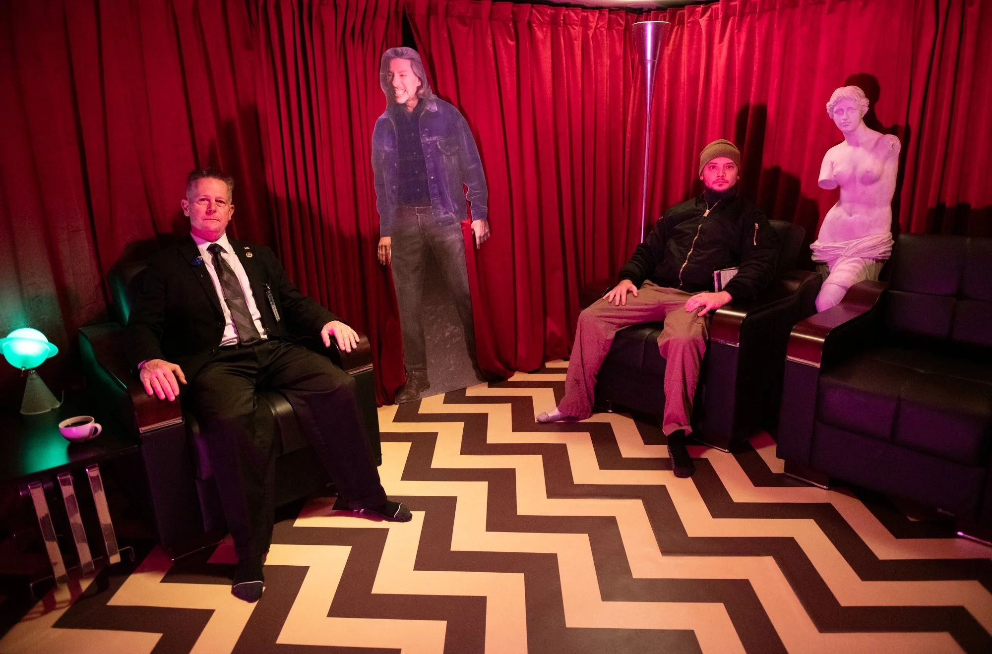 redroom-017.jpg